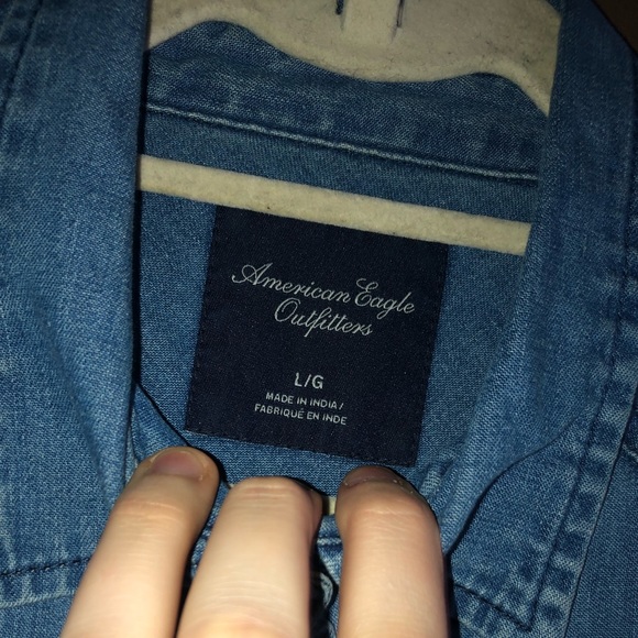 American Eagle Button Down Shirt - Picture 4 of 5